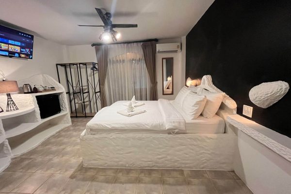 Double room with balcony and Sea View 4.jpgfhd (1) Double room with balcony and Sea View 4.jpgfhd (1)